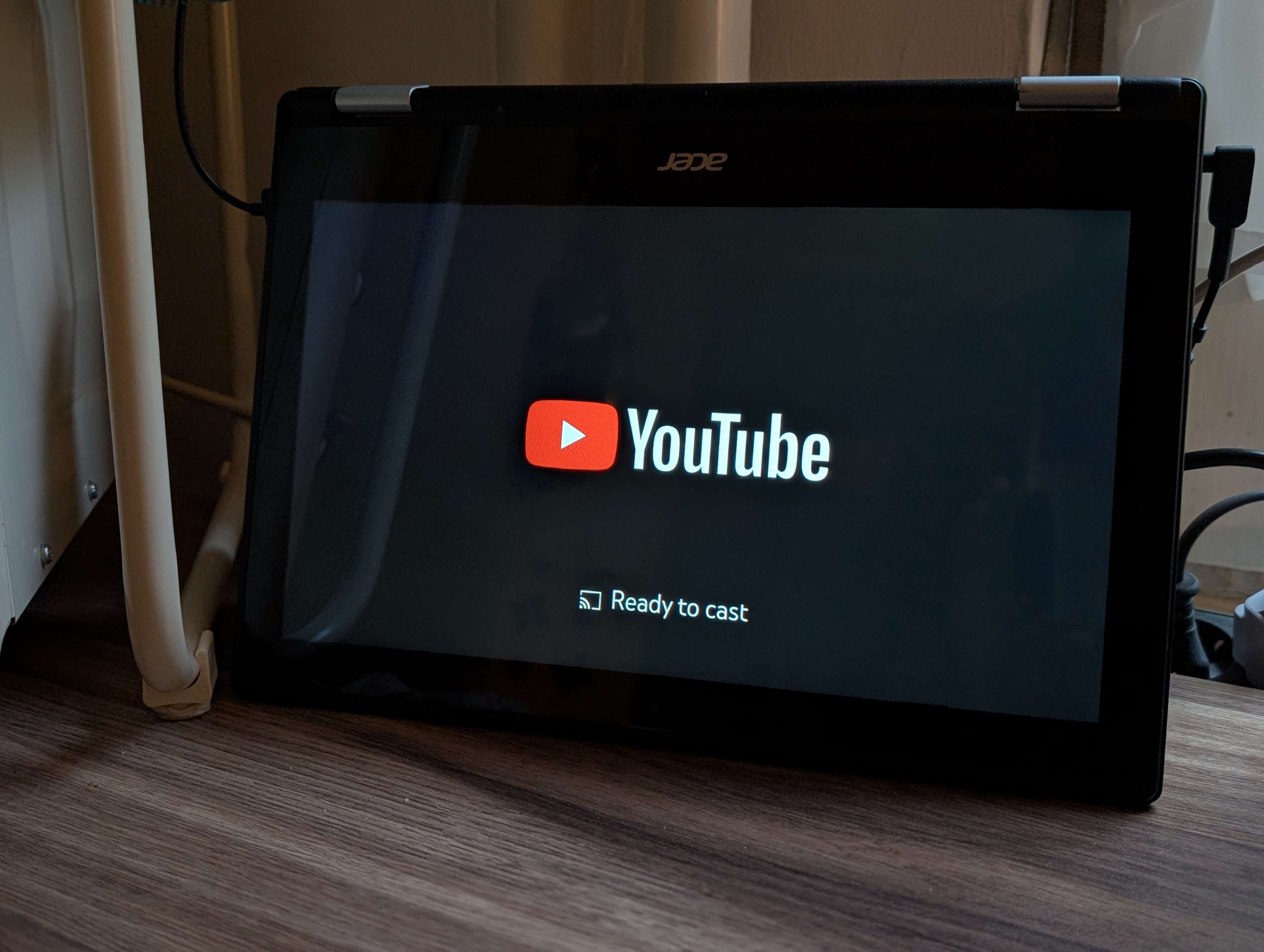 I turned an old Chromebook into a Linux casting station or: I finally gave up on Windows and fully went Linux